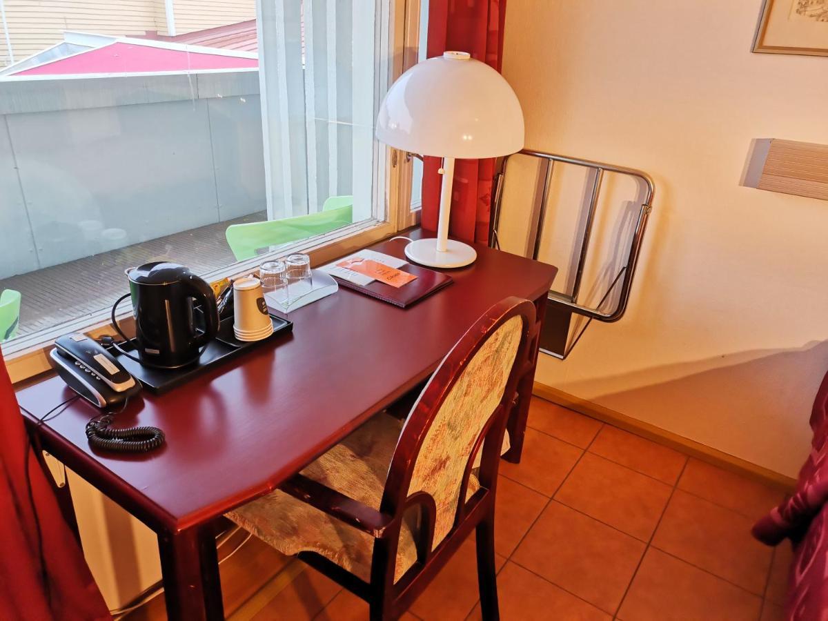 Hotel Cikada Mariehamn Ngoại thất bức ảnh